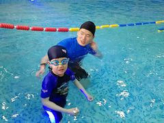 -乐悠游亲子游泳俱乐部