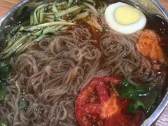 -枫叶小镇奥特莱斯