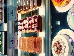 -雍容荟帝王蟹活龙虾展台自助(IFS黑金店)