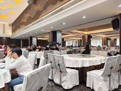 -东豪园林海鲜酒家(南港路辅路店)