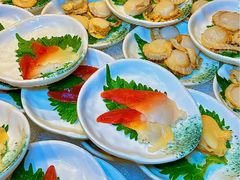 -雍容荟帝王蟹活龙虾展台自助(IFS黑金店)