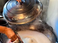 -万佛湖许老大铁锅鱼(黑金冠店)