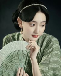 -租旗袍租礼服馆