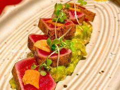 黄鳍金枪鱼牛油果-BROWNSTONE布朗石西班牙餐厅(富城店)