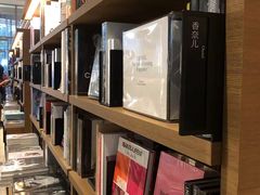 -茑屋书店(天目里店)