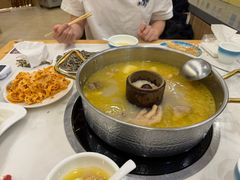 -朴小妹人参鸡汤火锅(长白山万达店)