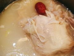 -长寿参鸡汤(朝韩风情街店)