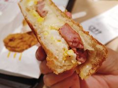 火腿扒蛋沙律意式包-麦当劳(伦敦人店)