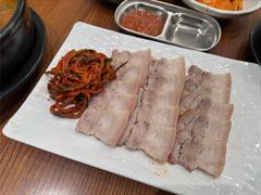 小盘白切肉-旺清进洞米肠汤
