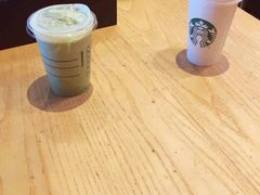 -星巴克(广州南站A18检票口楼上)