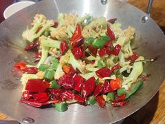 -霸气大叔干锅鸭头·龙虾烧烤·川菜·赛事直播(三里屯店)