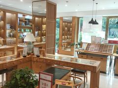 -宝丽眼镜(湖墅店)
