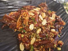 -何师烧烤·香辣蟹·川菜·30年老品牌(太古里旗舰店)