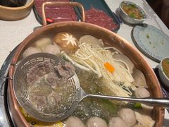 -牛村来人潮汕牛肉火锅(西单店)