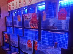 -七欣天香辣蟹火锅(闵行浦江欢乐颂店)