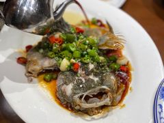 剁椒鱼头-香山家宴