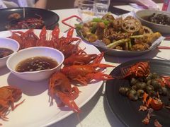 -红盔侠小龙虾(海宁银泰店)