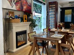 -Mark&Mars Restaurant