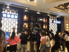 等位区-芭菲盛宴·环球美食(解放碑英利国际店)