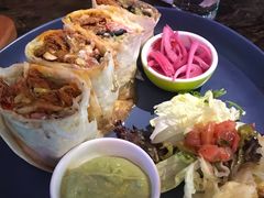 传统墨西哥卷-Famous肥猫墨西哥音乐餐吧(五棵松华熙LIVE店)