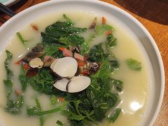 -鱼亨小鲜酸菜鱼(大信店)