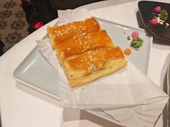 炭烧蜜汁叉烧酥-广州酒家(文昌总店)