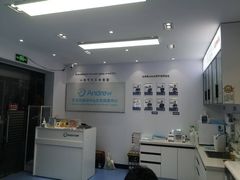 -世龙世家灰指甲·甲沟炎·跖疣护理·修脚(东江湾路店)