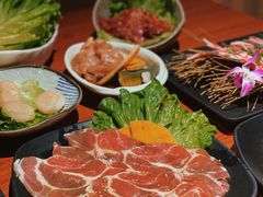 -山之屋炭火烧肉·生啤畅饮(大朗万科中央公园店)