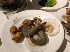 花螺-领鲜活海鲜榴莲自助火锅(东门店)