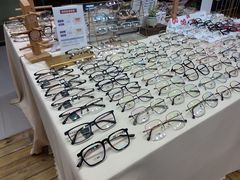 -肆兮眼镜·蔡司·徕卡战略合作店(大坪店)