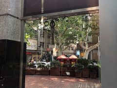 门面-星巴克(汾阳路店)