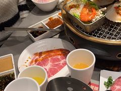 -山焱·炭火自助烤肉(周浦万达店)