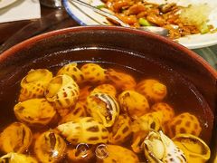 古越陈酿煮花螺-杭州西子湖四季酒店·金沙厅