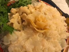 -鲜入围煮花胶鸡海鲜火锅