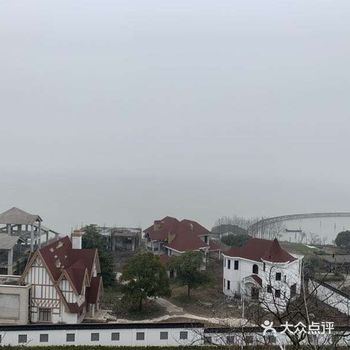 刚刚体验过，部门去团建