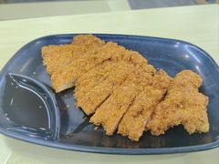 -莱莱小笼·乔艾