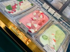 冰淇淋-上海半岛酒店·半岛精品店