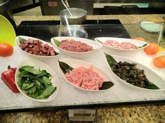 -华邑酒店·鲜艳全日自助餐厅