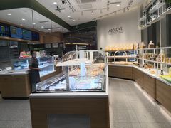 面包甜点陈列柜-爱达乐面包生日蛋糕(泛悦国际店)