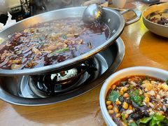 -小饕荟雅安贡椒鱼鲜馆(广福桥店)