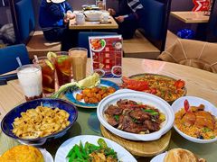 -滋味满屋美食坊(上海街店)