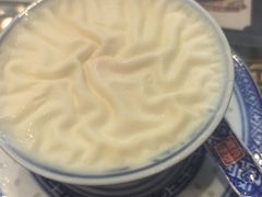 -广信牛奶甜品世家(台东店)