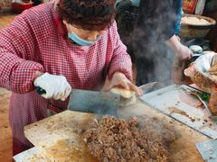 现剁牛肉末-老西关黄老太牛肉烧饼
