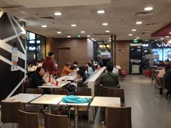 用餐区-麦当劳(田林好又多店)