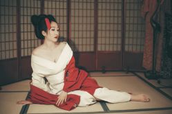 -持熹光年写真体验馆