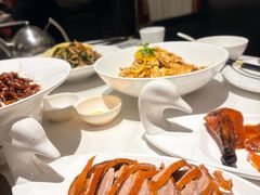 -皇城根·鲁菜济南菜·吊炉烤鸭·炒鸡鱼头(济南旗舰店)