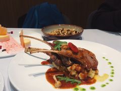 -GreyWhale灰鲸餐厅(武汉国际广场店)