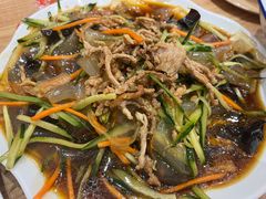 肉冒拉皮-天添纸包鸡家常菜