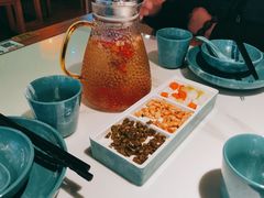 -荷塘秋月·本帮江浙菜(国权路店)