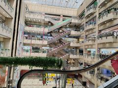 -百荣世贸商城
